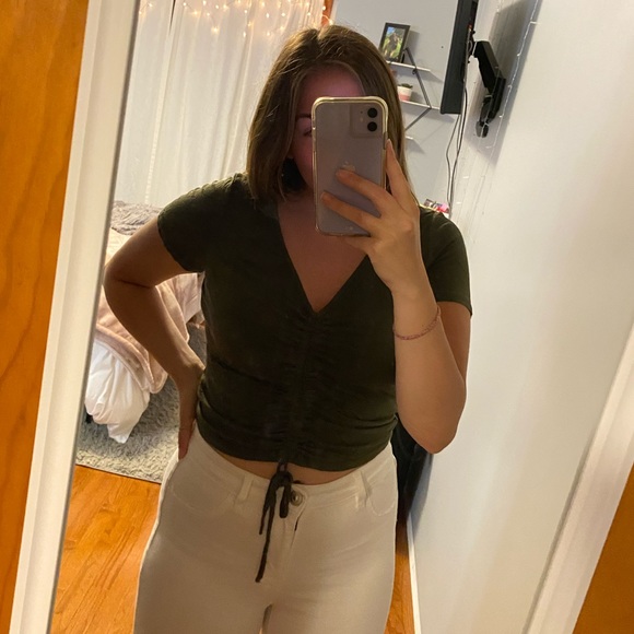 olive green v neck - Picture 1 of 5